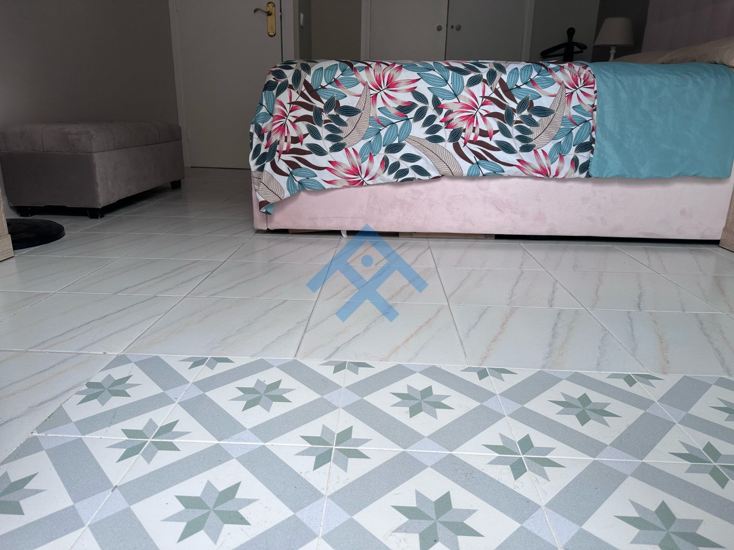 Pink Aurora Apartment - 32777
