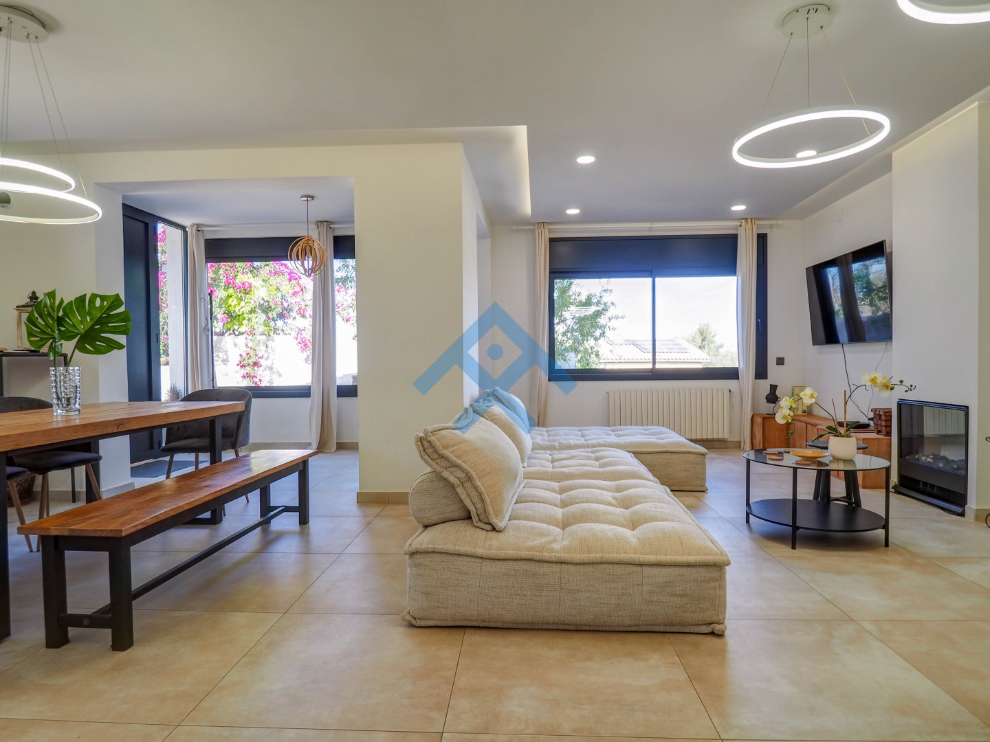 Casa Avril - 33021