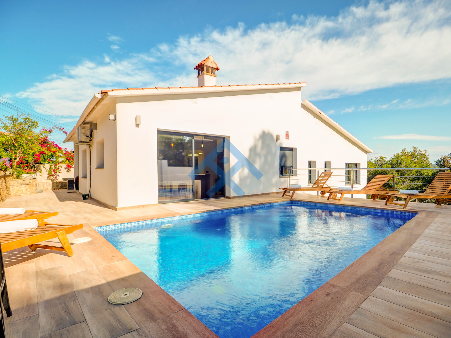 Casa Avril - 33053