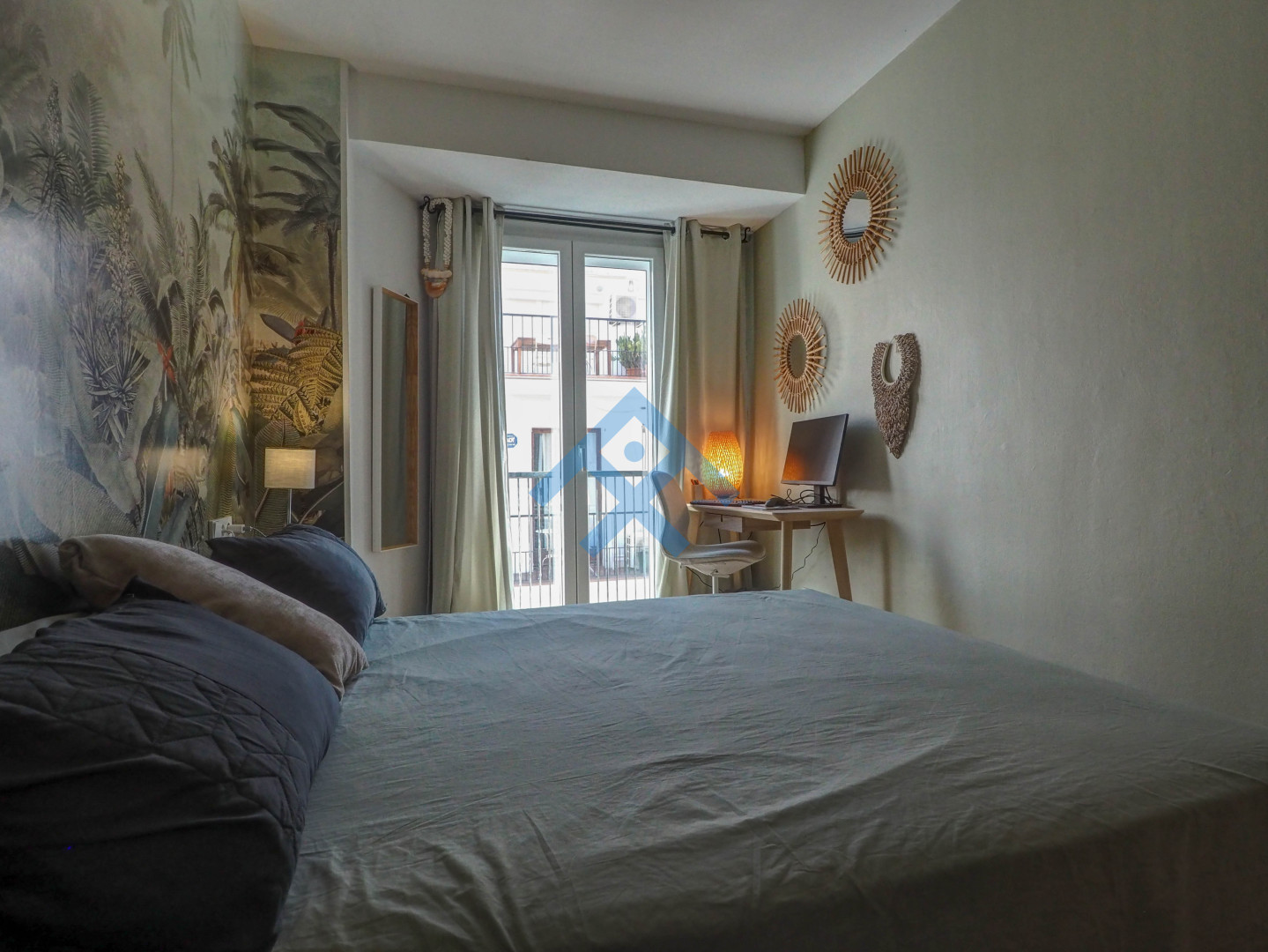 Exotic Eden apartment - 33231