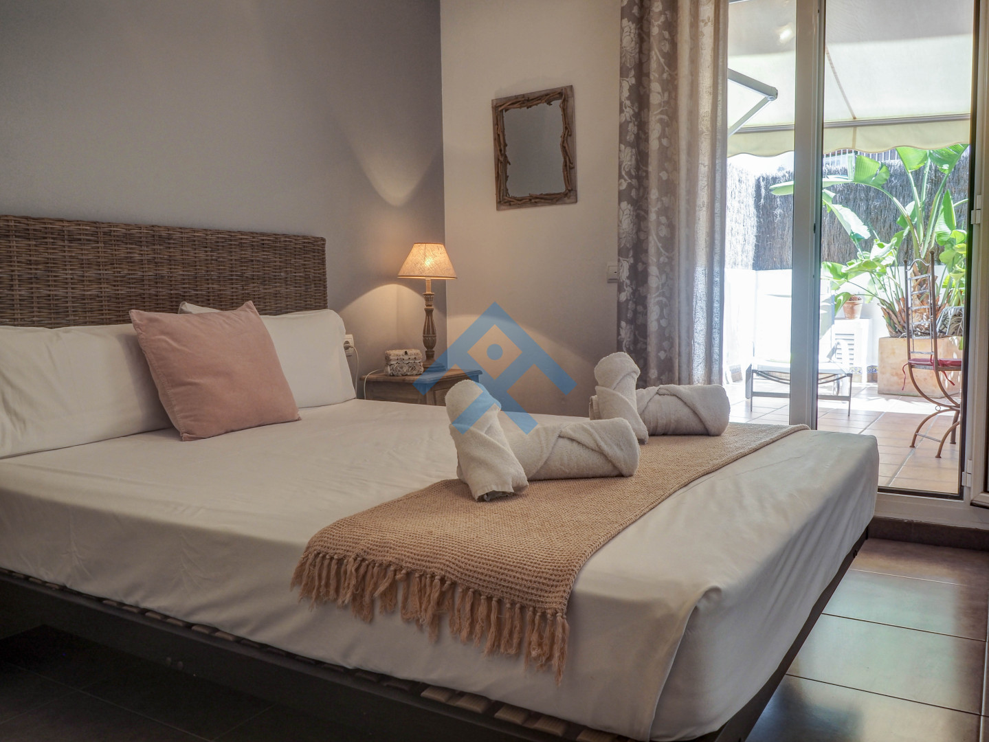 Zafiro Apartment - 33714