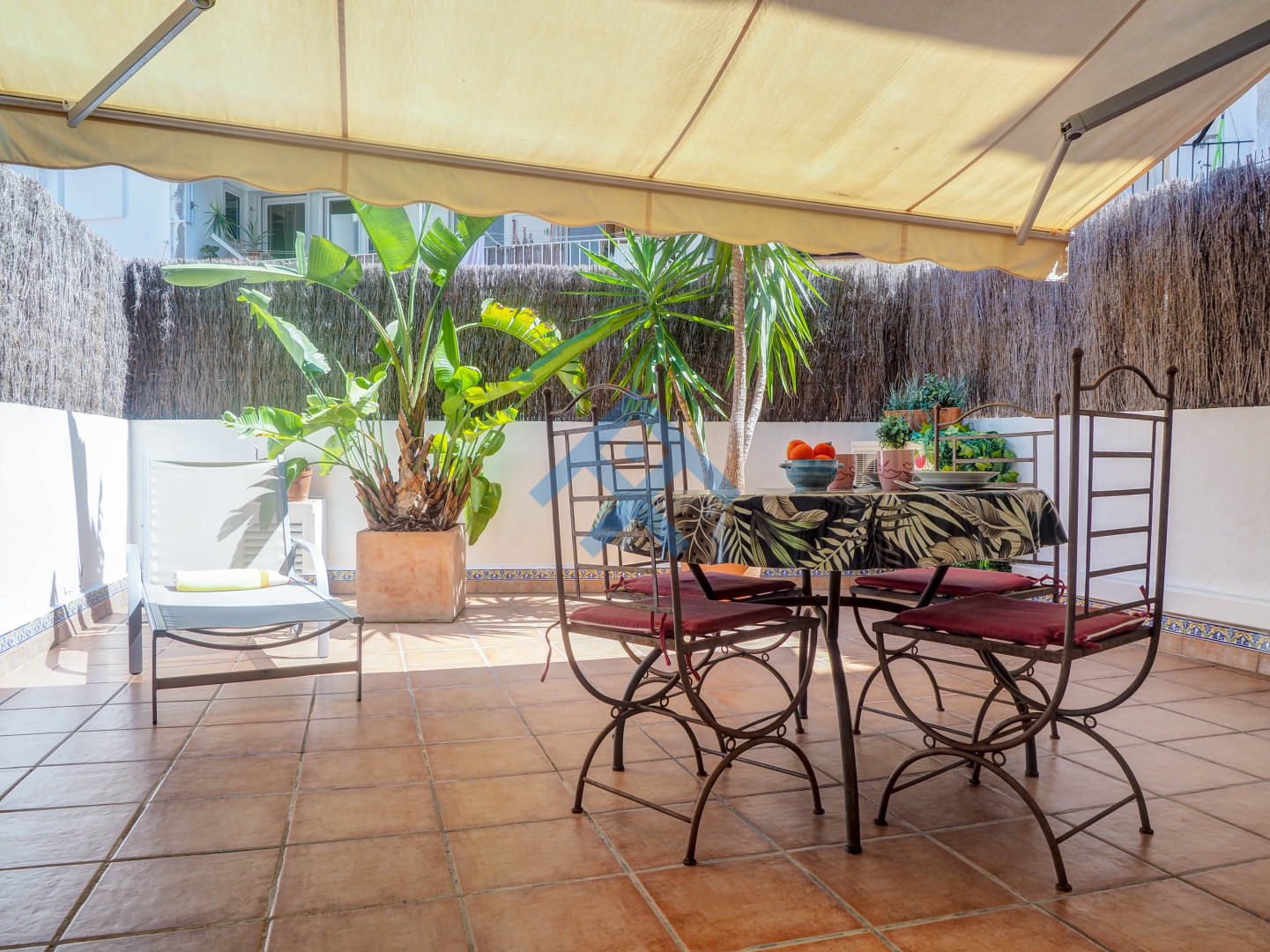 Zafiro Apartment - 33723