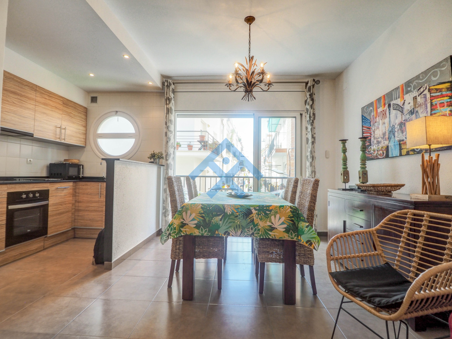 Zafiro Apartment - 33751