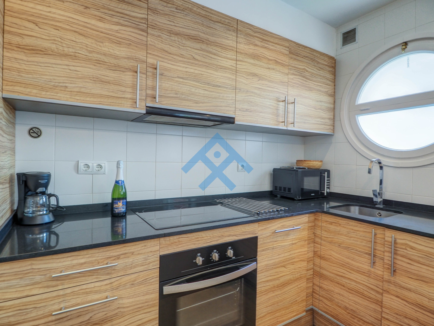 Zafiro Apartment - 33762