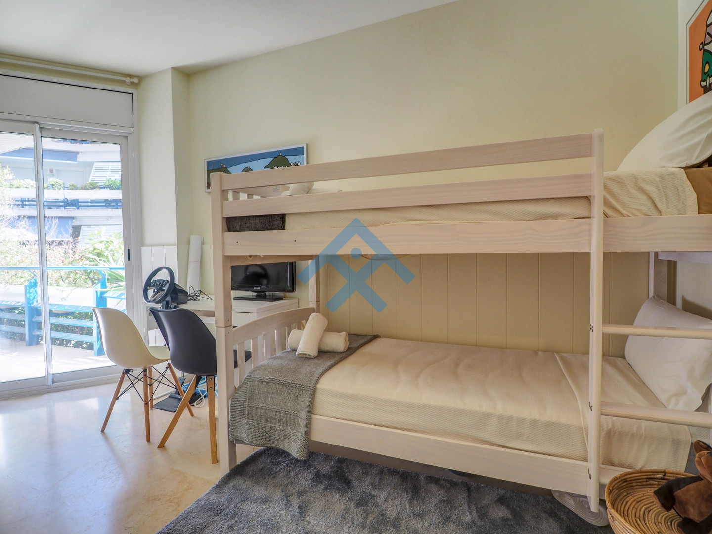 Luxury Seaview Apartment - 33939