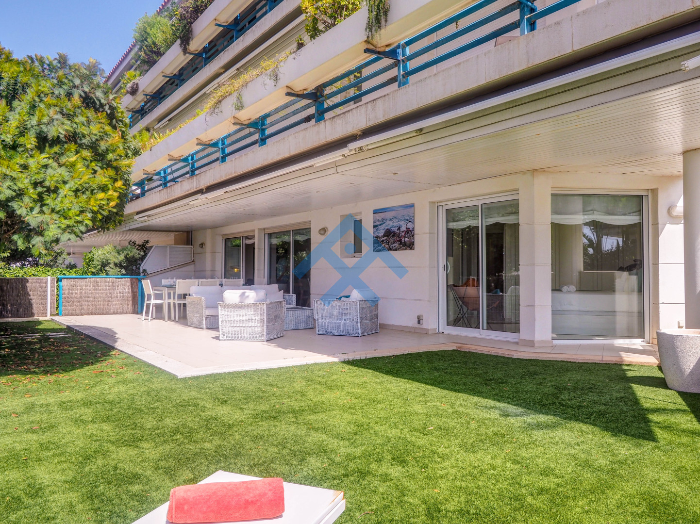 Luxury Seaview Apartment - 33968