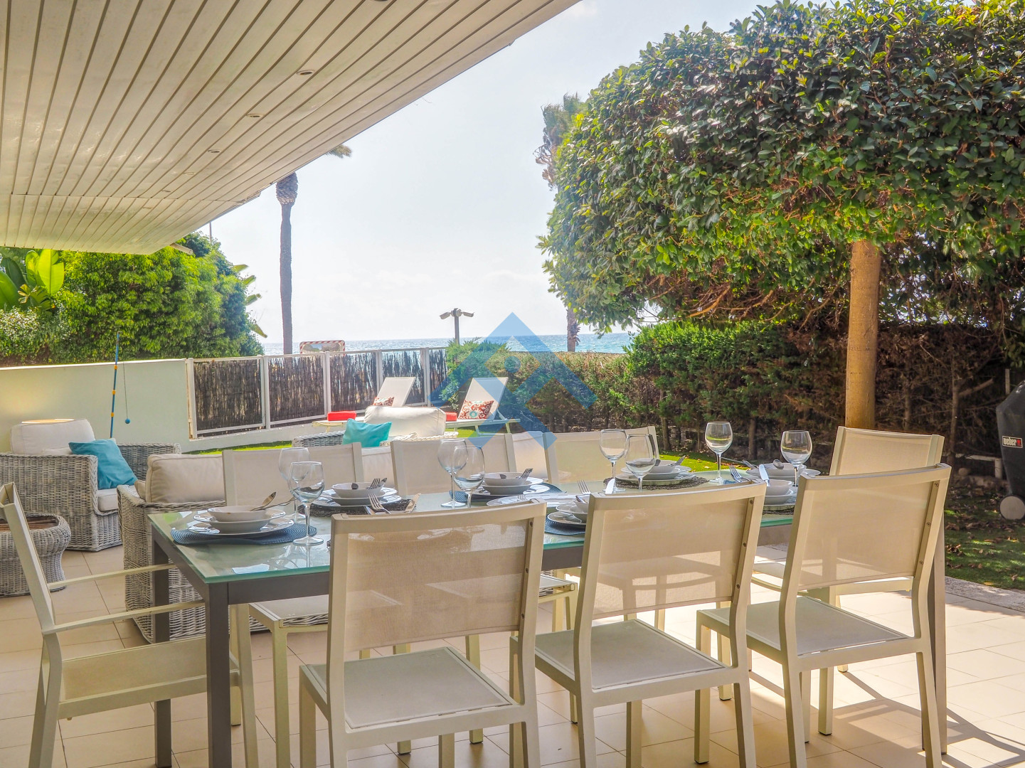 Luxury Seaview Apartment - 33981