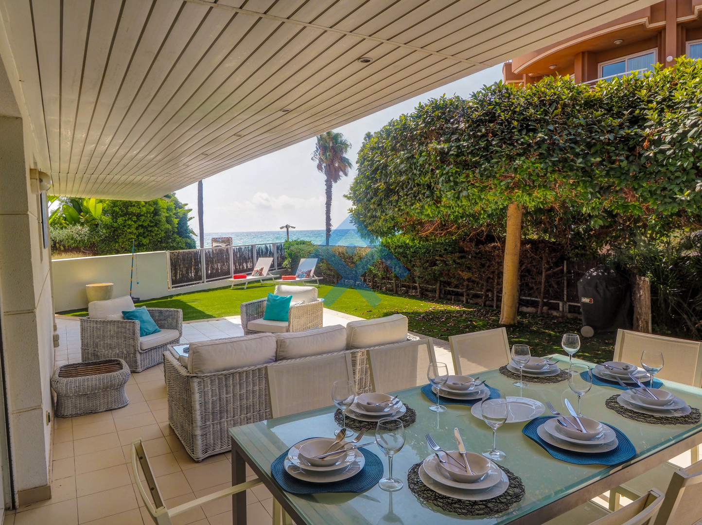 Luxury Seaview Apartment - 33997