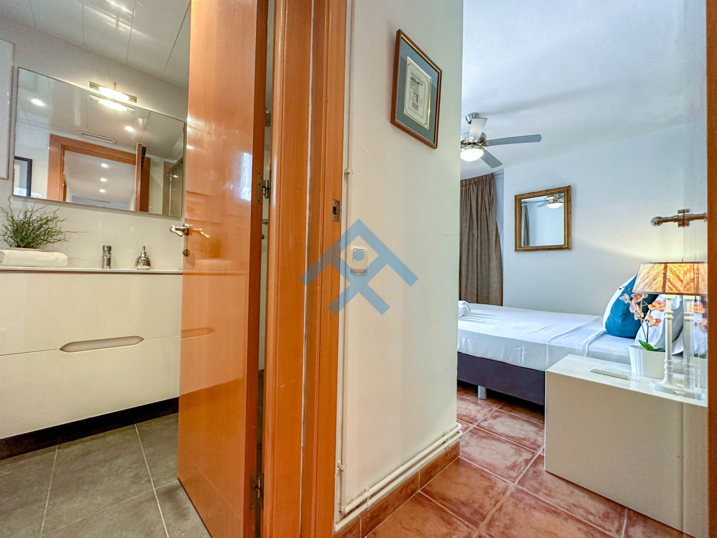 Sira House - 35408