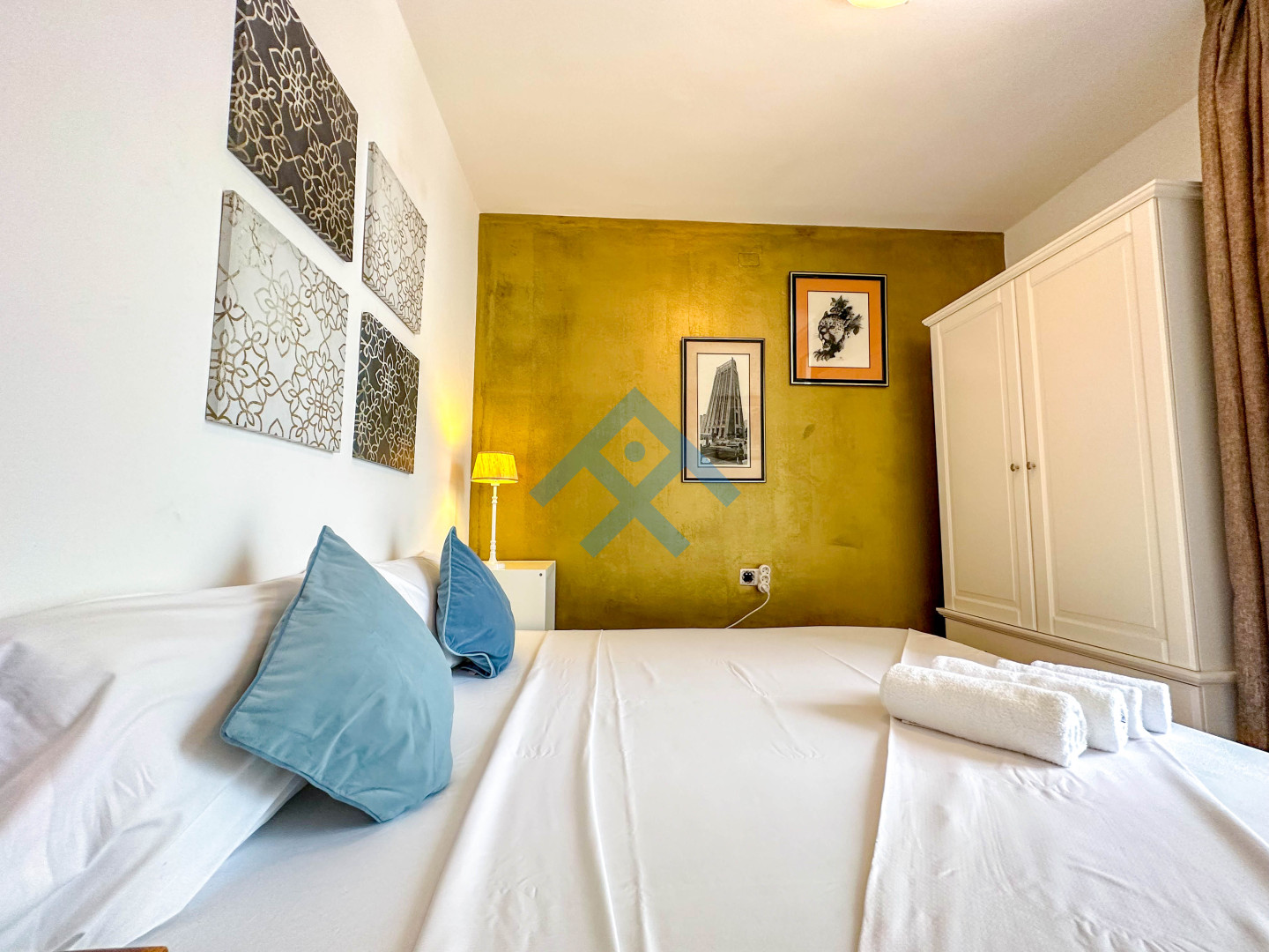 Sira House - 35411