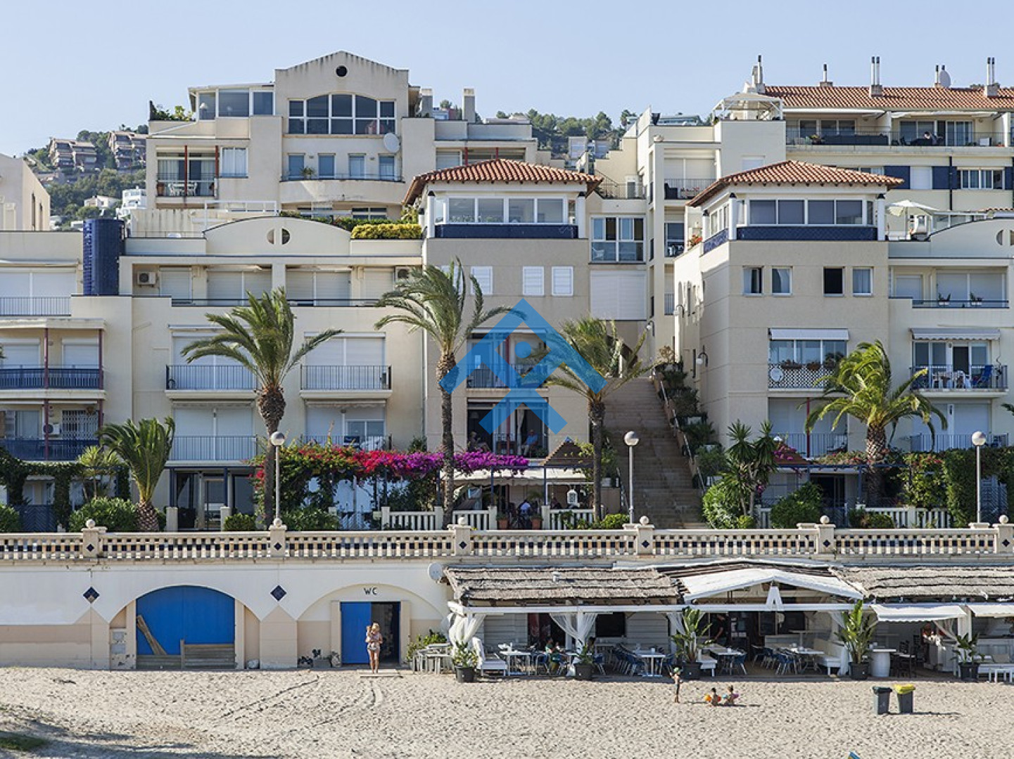 Apartment by the Sea - 5992