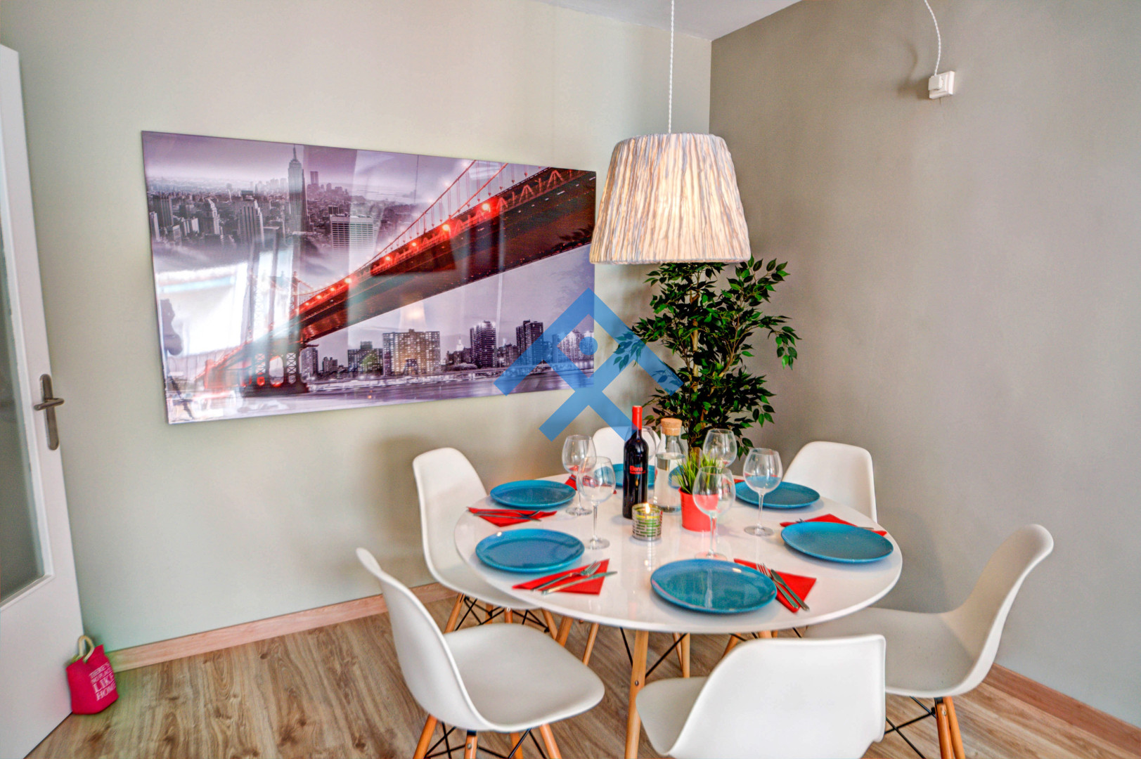 Amazing Terrace in the Center - 6417