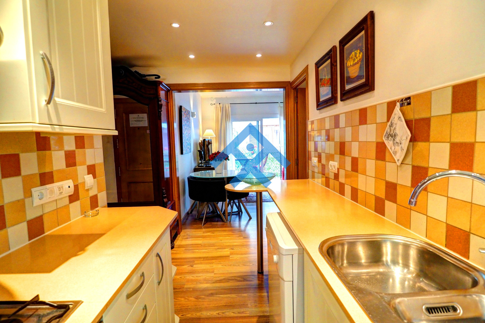 Olivia Apartment - 9875