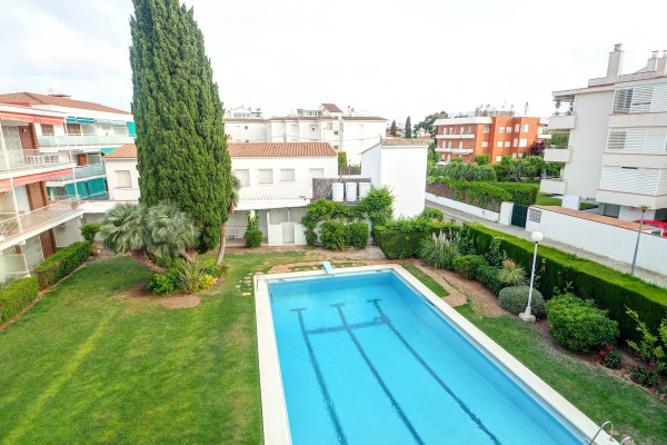  - Sitges with pool near beach