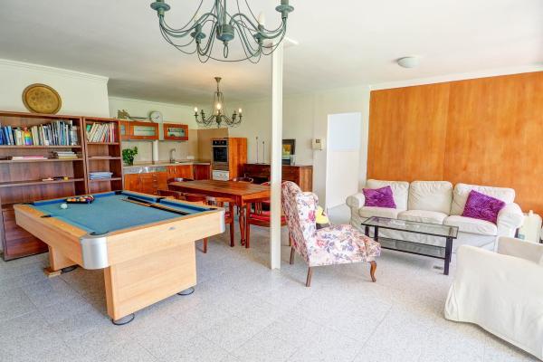 #10127 - Villa Levantina | Holiday Rentals | Hello Homes Sitges