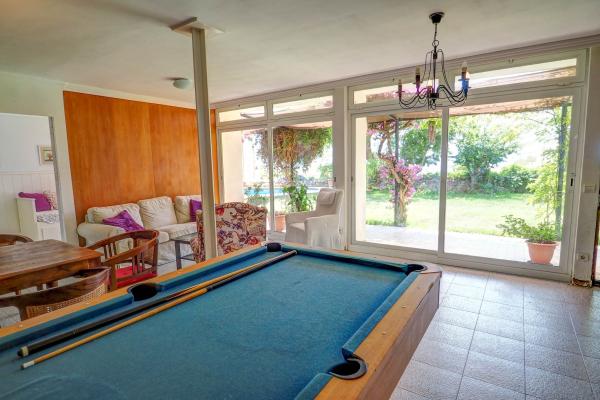 #10161 - Villa Levantina | Holiday Rentals | Hello Homes Sitges