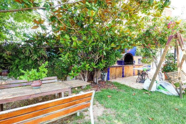 #10173 - Villa Levantina | Holiday Rentals | Hello Homes Sitges