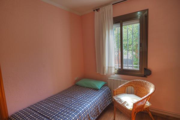 #10330 - Aries House | Holiday Rentals | Hello Homes Sitges