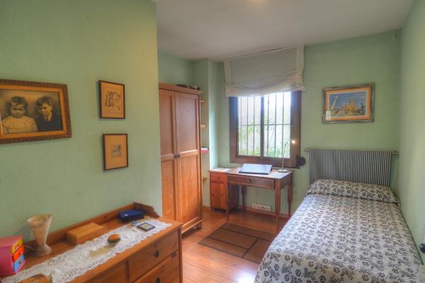 #10332 - Aries House | Holiday Rentals | Hello Homes Sitges