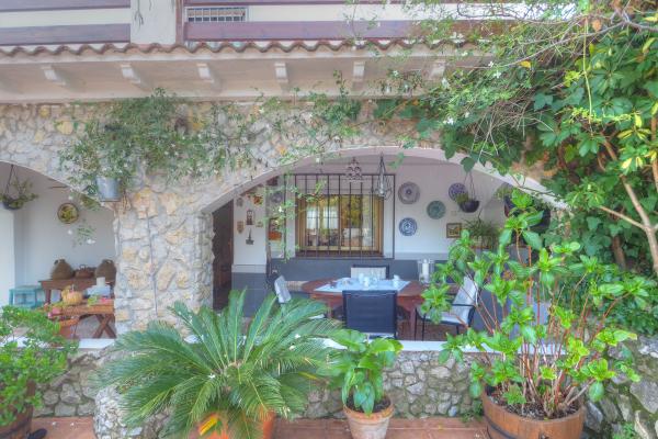 #10346 - Aries House | Holiday Rentals | Hello Homes Sitges
