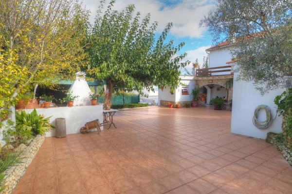 #10347 - Aries House | Holiday Rentals | Hello Homes Sitges