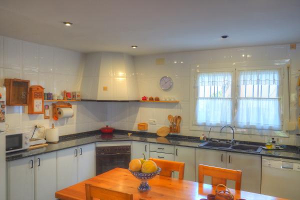 #10348 - Aries House | Holiday Rentals | Hello Homes Sitges