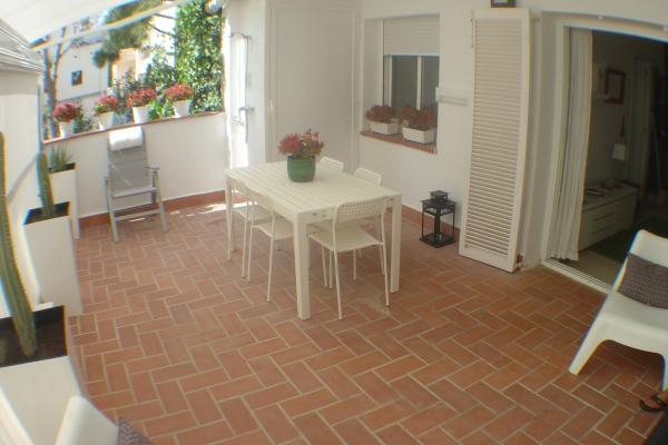 #10562 - El Cubanito | Holiday Rentals | Hello Homes Sitges