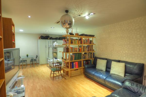 #10575 - Stromboli House | Holiday Rentals | Hello Homes Sitges