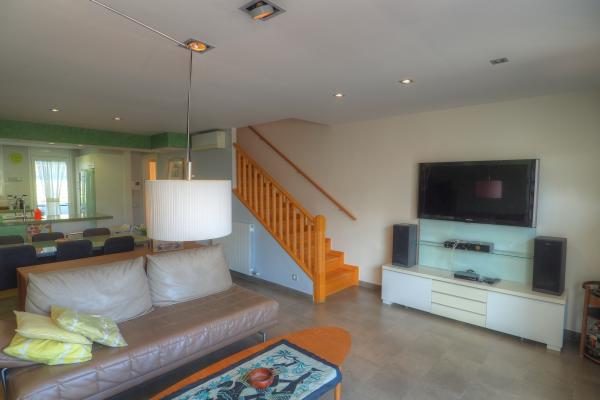 #10582 - Stromboli House | Holiday Rentals | Hello Homes Sitges