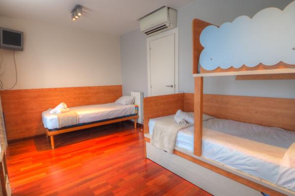 #10593 - Stromboli House | Holiday Rentals | Hello Homes Sitges