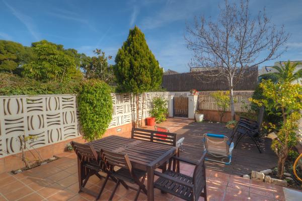 #10603 - Stromboli House | Holiday Rentals | Hello Homes Sitges