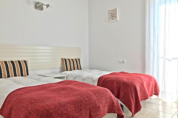 #10785 - Barbara Apartment | Holiday Rentals | Hello Homes Sitges