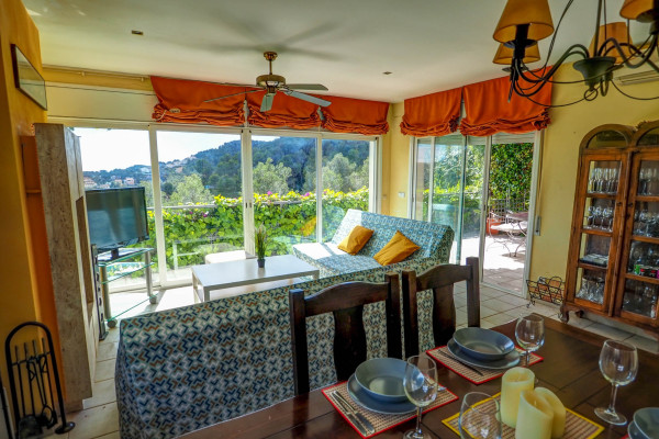 #11438 - The Magic Green | Holiday Rentals | Hello Homes Sitges
