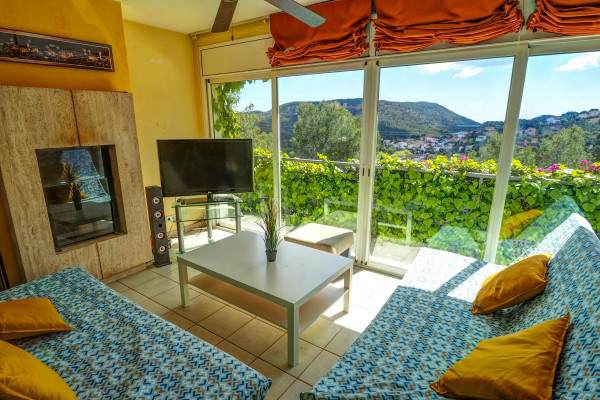 #11448 - The Magic Green | Holiday Rentals | Hello Homes Sitges