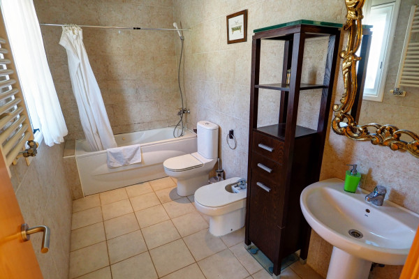 #11450 - The Magic Green | Holiday Rentals | Hello Homes Sitges
