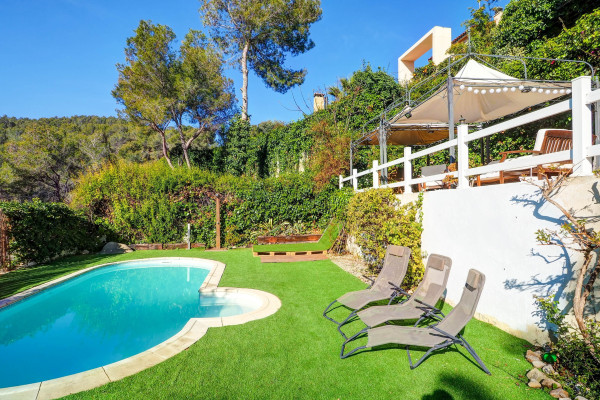 #11453 - The Magic Green | Holiday Rentals | Hello Homes Sitges