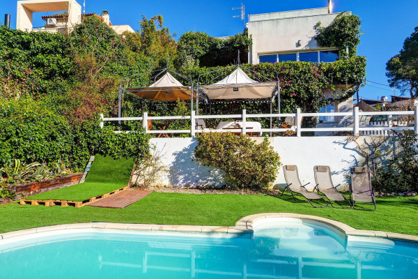 #11459 - The Magic Green | Holiday Rentals | Hello Homes Sitges