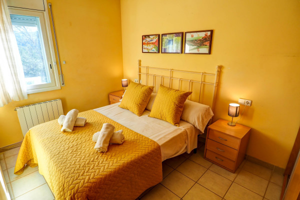 #11479 - The Magic Green | Holiday Rentals | Hello Homes Sitges