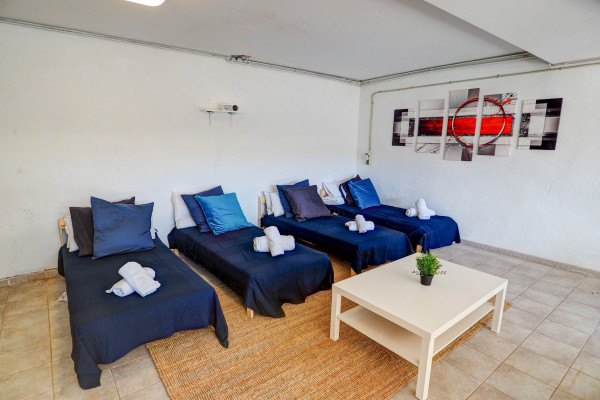 #11495 - The Magic Green | Holiday Rentals | Hello Homes Sitges