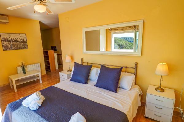 #11498 - The Magic Green | Holiday Rentals | Hello Homes Sitges