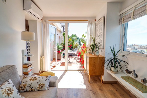 #11572 - Secret Garden Apartment | Ferieudlejning | Hello Homes Sitges