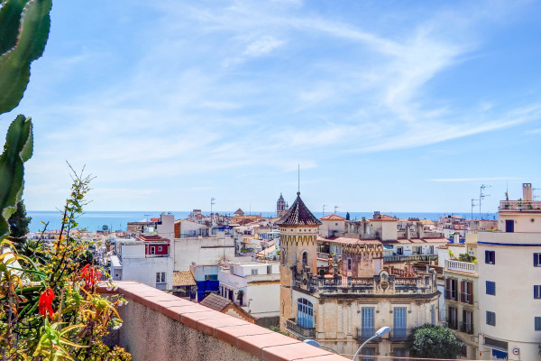 #11575 - Secret Garden Apartment | Ferieudlejning | Hello Homes Sitges