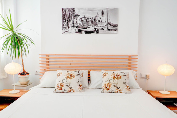 #11579 - Secret Garden Apartment | Ferieudlejning | Hello Homes Sitges