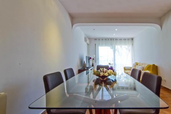 #11695 - Flowers Apartments | Holiday Rentals | Hello Homes Sitges