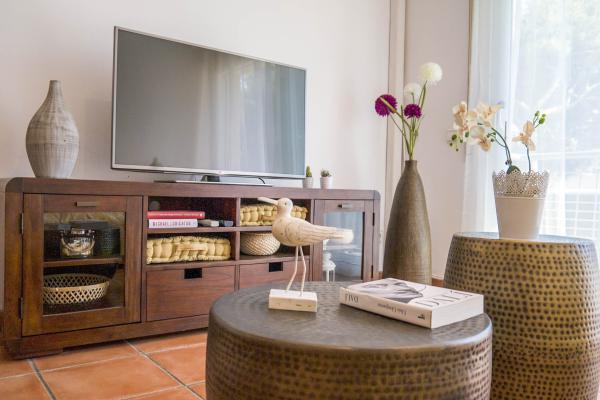 #11700 - Flowers Apartments | Holiday Rentals | Hello Homes Sitges