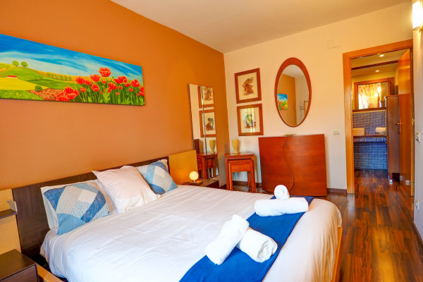 #11774 - Megan Apartment | Holiday Rentals | Hello Homes Sitges