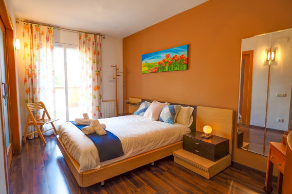 #11780 - Megan Apartment | Holiday Rentals | Hello Homes Sitges