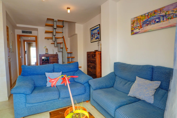 #11810 - Portman Duplex | Holiday Rentals | Hello Homes Sitges