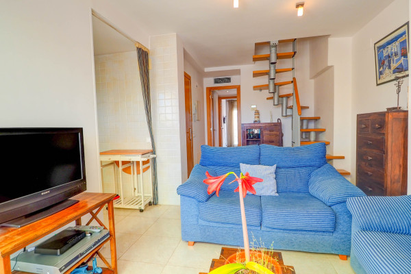 #11811 - Portman Duplex | Holiday Rentals | Hello Homes Sitges