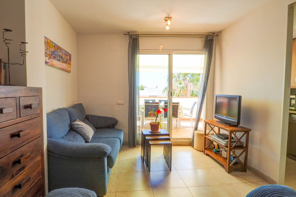 #11835 - Portman Duplex | Holiday Rentals | Hello Homes Sitges